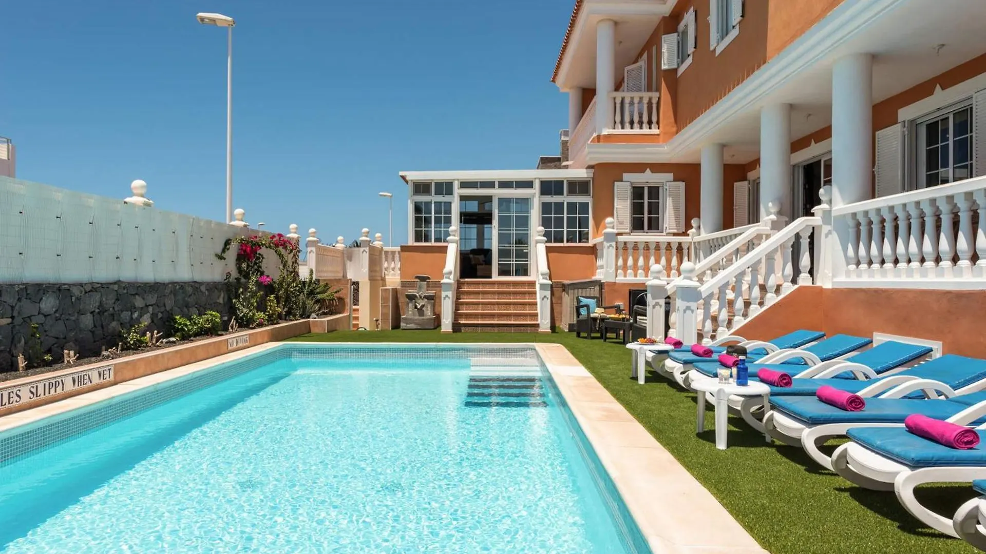 Villa Naranja Mit Beheiztem Pool Und Meerblick Callao Salvaje